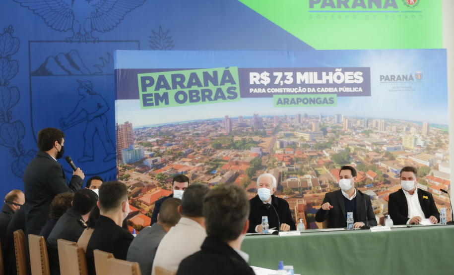 Governador Carlos Massa Ratinho Junior, durante solenidade assinatura de ordem serviços para construção da Cadeia Pública e pavimentação de estradas rurais em Arapongas - Curitiba, 19/07/2021 - Foto: Jonathan Campos/AEN