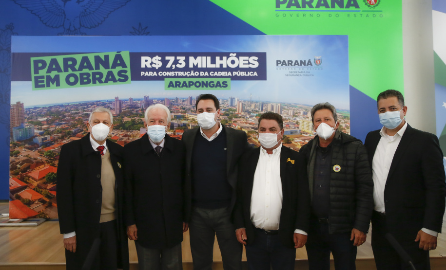 Governador Carlos Massa Ratinho Junior, durante solenidade assinatura de ordem serviços para construção da Cadeia Pública e pavimentação de estradas rurais em Arapongas - Curitiba, 19/07/2021 - Foto: Jonathan Campos/AEN