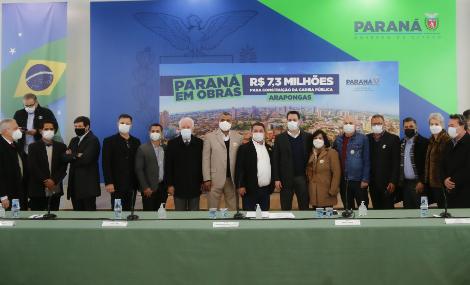 Governador Carlos Massa Ratinho Junior, durante solenidade assinatura de ordem serviços para construção da Cadeia Pública e pavimentação de estradas rurais em Arapongas - Curitiba, 19/07/2021 - Foto: Jonathan Campos/AEN
