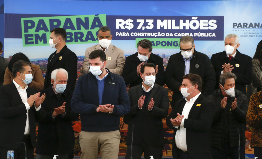 Governador Carlos Massa Ratinho Junior, durante solenidade assinatura de ordem serviços para construção da Cadeia Pública e pavimentação de estradas rurais em Arapongas - Curitiba, 19/07/2021 - Foto: Jonathan Campos/AEN