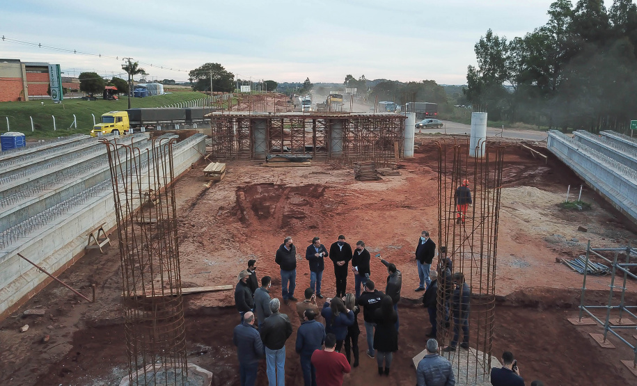 O secretário de Infraestrutura e Logística, Sandro Alex, inspeciona as obras do Trevo Gauchão e duplicação da PR-323, em Umuarama - Umuarama, 19/07/2021 - Foto: Alessandro Vieira