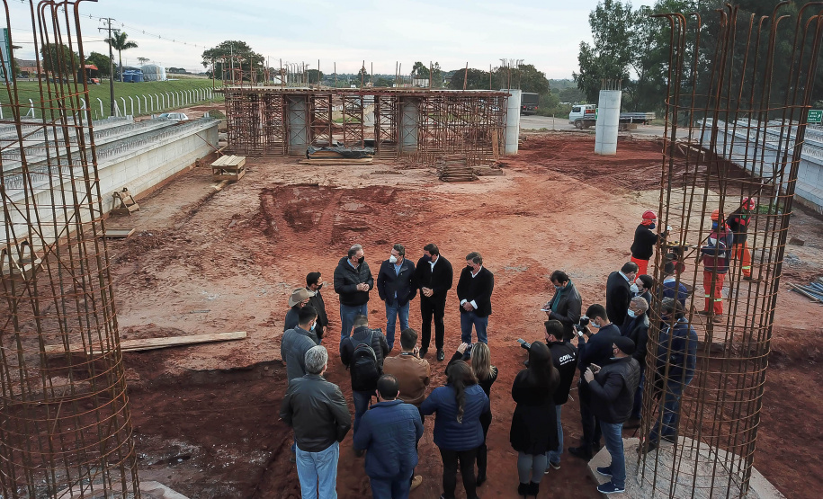 O secretário de Infraestrutura e Logística, Sandro Alex, inspeciona as obras do Trevo Gauchão e duplicação da PR-323, em Umuarama - Umuarama, 19/07/2021 - Foto: Alessandro Vieira