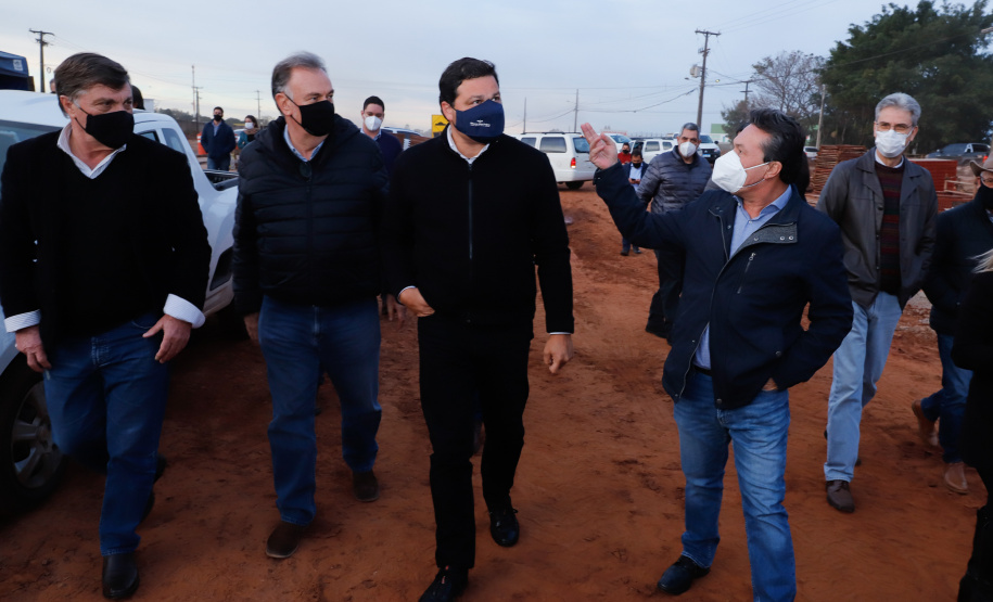 O secretário de Infraestrutura e Logística, Sandro Alex, inspeciona as obras do Trevo Gauchão e duplicação da PR-323, em Umuarama - Umuarama, 19/07/2021 - Foto: Rodrigo Félix Leal/Infraestrutura