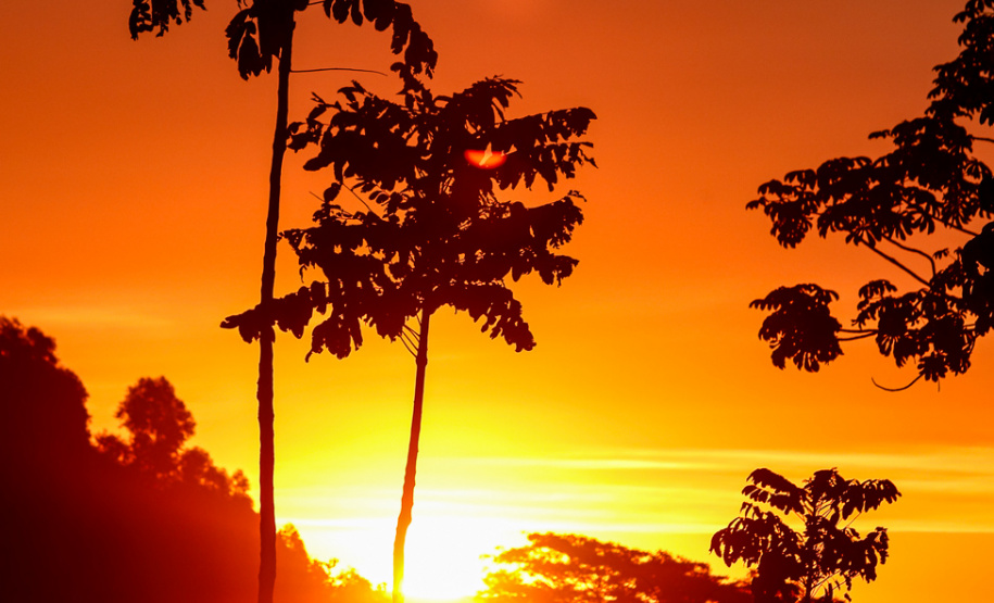 O secretário de Infraestrutura e Logística, Sandro Alex, inspeciona as obras do Trevo Gauchão e duplicação da PR-323, em Umuarama - Umuarama, 19/07/2021 - Foto: Rodrigo Félix Leal/Infraestrutura