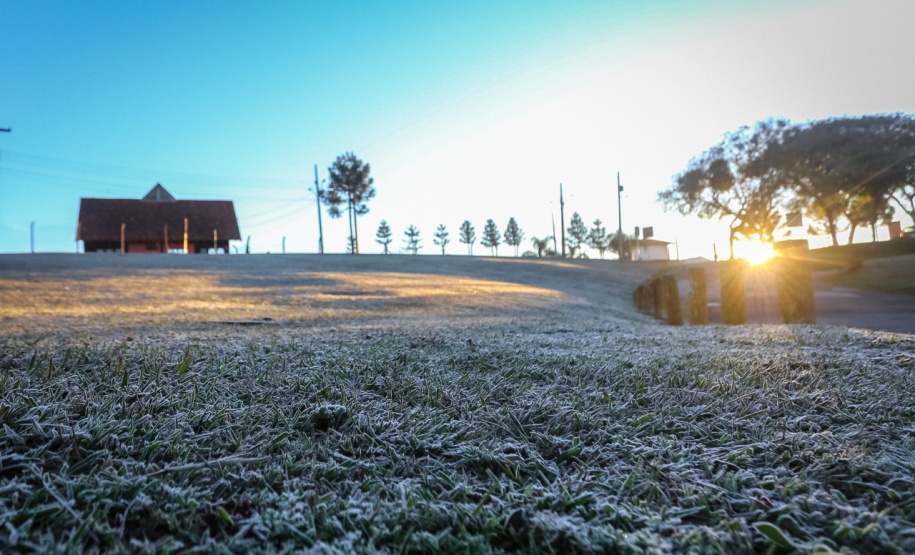 Paraná tem 16 cidades com temperaturas negativas; General Carneiro registrou -7,8ºC  Foto: Valdelino Pontes/AEN