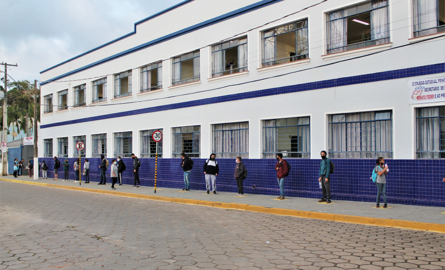Os estudantes da rede pública estadual retornam às aulas nesta quarta-feira (21) em todo o Paraná para o início do segundo semestre, dando continuidade às atividades do segundo trimestre letivo, conforme o calendário escolar da Secretaria de Estado da Educação e do Esporte (Seed-PR).  -  Curitiba, 20/07/2021  -  Foto: Silvio Turra/Seed