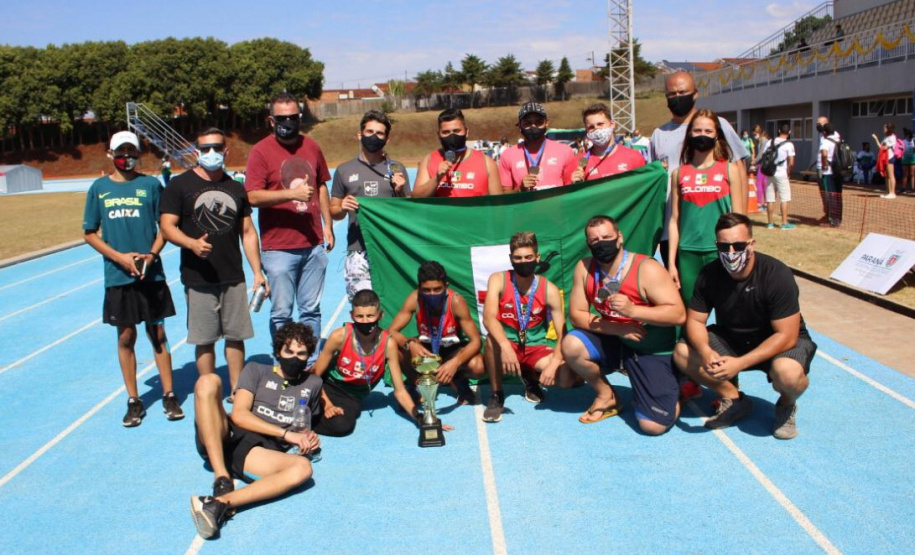 Futuro Olímpico de Atletismo - Campeonato Paranaense de Atletismo Sub 20, disputado em Cascavel, no dia 02/05/2021.  -  Foto: Equipe Atletismo   -