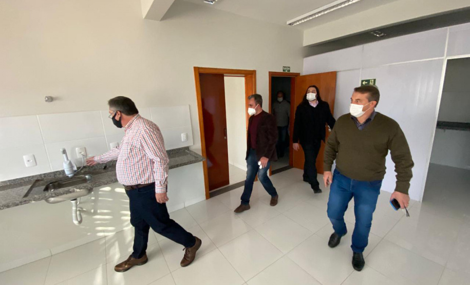 O secretário estadual da Saúde, Beto Preto, visitou as novas instalações da Unidade de Coleta e Transfusão (UCT) de Toledo, vinculada ao Hemepar.  Toledo, 21/07/2021  -  Foto: Gustavo Marçal/SESA