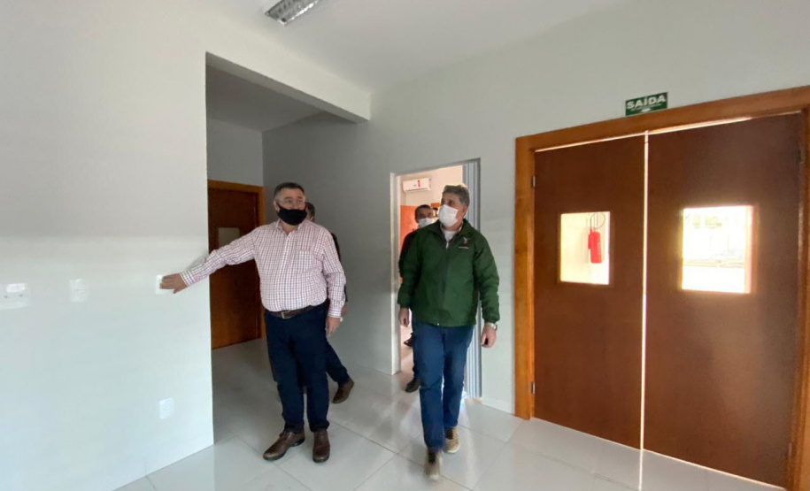 O secretário estadual da Saúde, Beto Preto, visitou as novas instalações da Unidade de Coleta e Transfusão (UCT) de Toledo, vinculada ao Hemepar.  Toledo, 21/07/2021  -  Foto: Gustavo Marçal/SESA