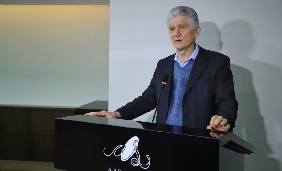 Governador em exercício, Darci Piana,  participa da abertura do 1º Congresso Internacional da Associação Brasileira da Seda (Abraseda), em Londrina . Na foto, o secretário da Agricultura, Norberto Ortigara -  Londrina, 22/07/2021  -  Foto: José Fernando Ogura/AEN