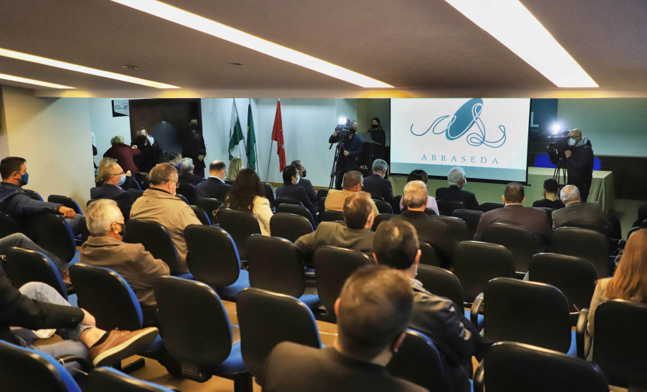 Governador em exercício, Darci Piana,  participa da abertura do 1º Congresso Internacional da Associação Brasileira da Seda (Abraseda), em Londrina  -  Londrina, 22/07/2021  -  Foto: José Fernando Ogura/AEN