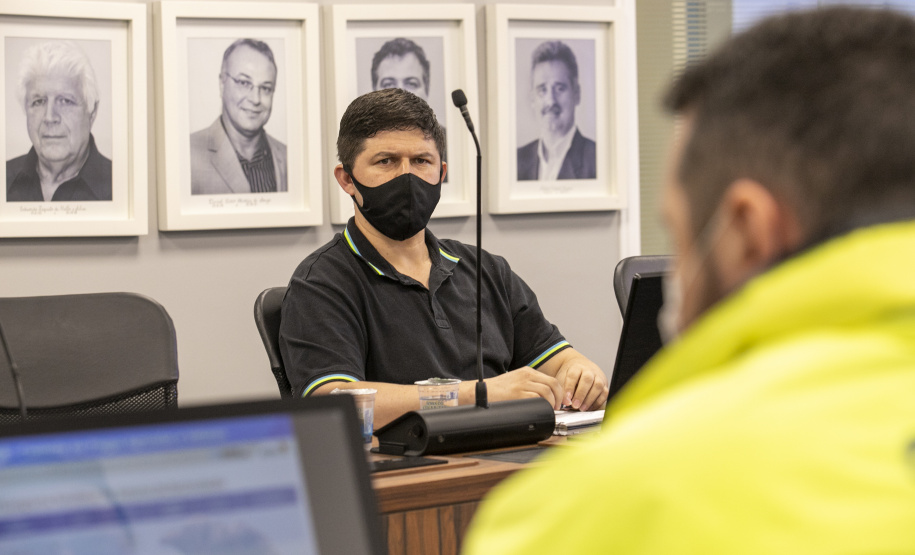 Com a promoção de workshops com prestadores de serviços portuários, equipe da Diretoria de Meio Ambiente da empresa pública visa aperfeiçoar os procedimentos para promover segurança ambiental, saúde e segurança no trabalho. -  Paranaguá, 22/07/2021  -  Foto: Claudio Neves/Portos do Paraná