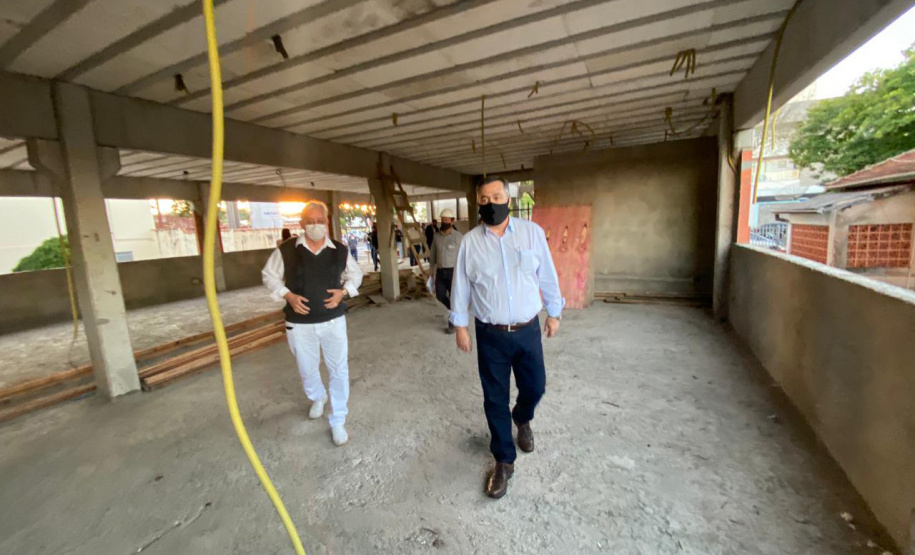 As obras do Ambulatório Médico de Especialidades (AME) de Jacarezinho, no Norte Pioneiro, deverão iniciar nos próximos meses. O secretário de Estado da Saúde, Beto Preto, autorizou a licitação da unidade ontem em visita ao município. -  Jacarezinho, 22/07/2021  -  Foto: Gustavo Marçal/SESA