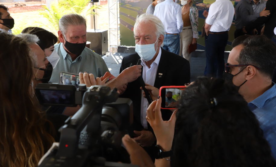 O governador do Paraná em exercício, Darci Piana, visita a Cooperativa Agroindustrial Lar neste domingo (25), no Complexo Industrial de Bom Jesus, que acaba de concluir a primeira etapa das obras.   Foto:  Ari Dias/AEN