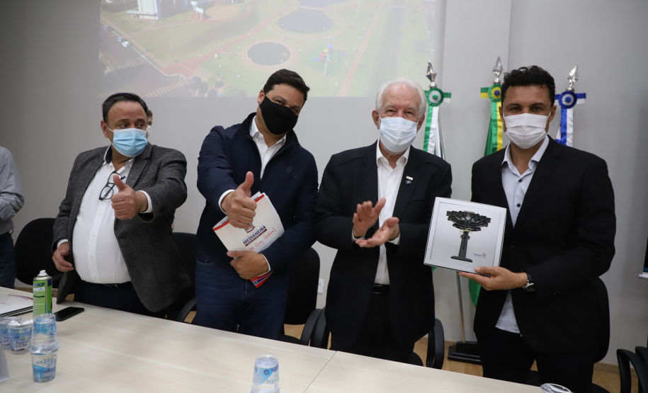 No aniversário de Medianeira, Estado anuncia retomada de obra do Centro de Educação Profissional
Foto: Ari Dias/AEN