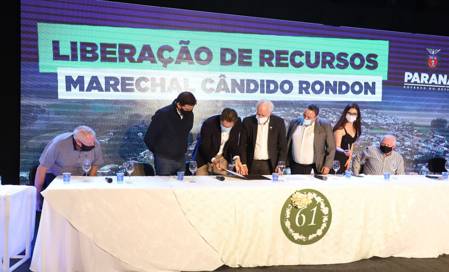 Darci Piana anuncia investimento de R$ 3,8 milhões em obras em Marechal Cândido RondonFoto: Ari Dias/AEN