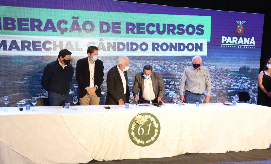 Darci Piana anuncia investimento de R$ 3,8 milhões em obras em Marechal Cândido RondonFoto: Ari Dias/AEN