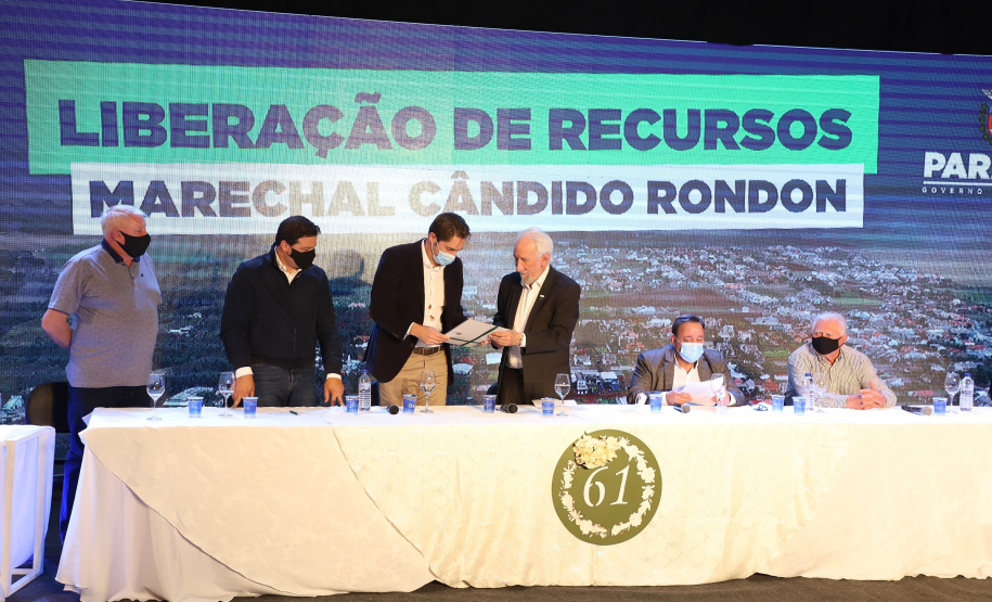 Darci Piana anuncia investimento de R$ 3,8 milhões em obras em Marechal Cândido RondonFoto: Ari Dias/AEN