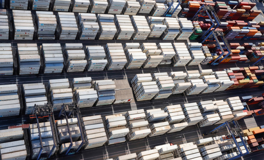 Movimentação de cargas em contêineres aumenta 12% no Porto de Paranaguá - Paranaguá, 26/07/2021 - Foto: Rodrigo Félix Leal