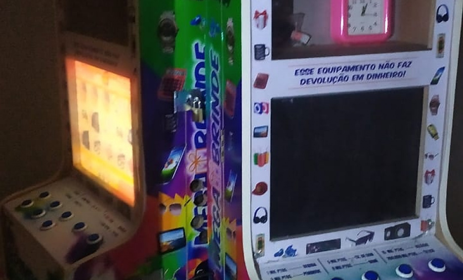 Fiscalização fecha pontos comerciais e dispersa mais de 800 pessoas em Curitiba
Foto: PMPR