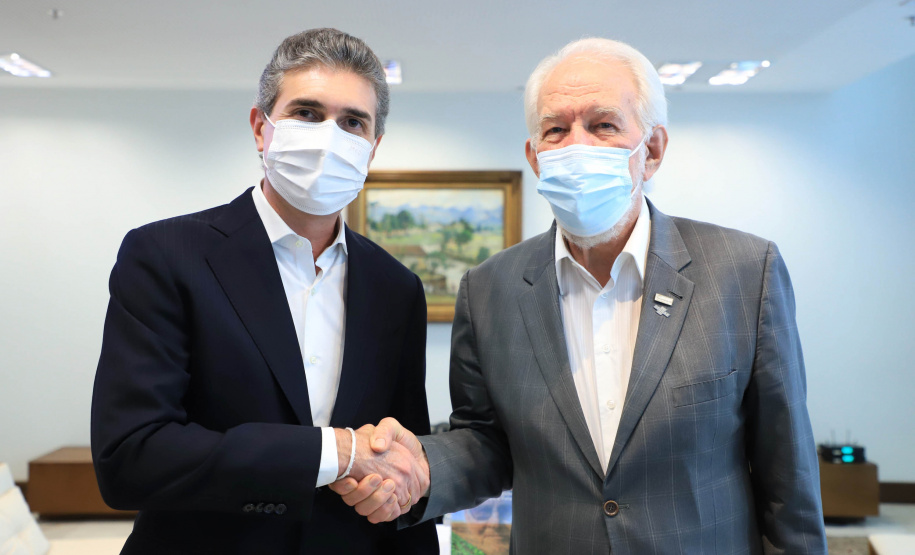 Governador em exercício Darci Piana, durante reunião com executivos do Grupo Certano  -  Curitiba, 26/07/2021  -  Foto: José Fernando Ogura/AEN