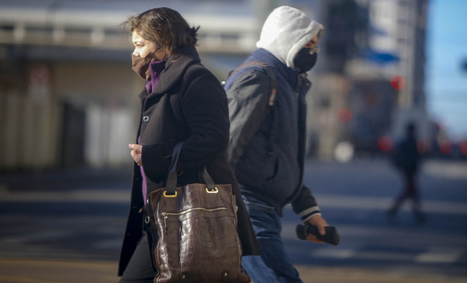 29/07/2021 - Imagens frio em Curitiba
Foto Gilson Abreu/AEN