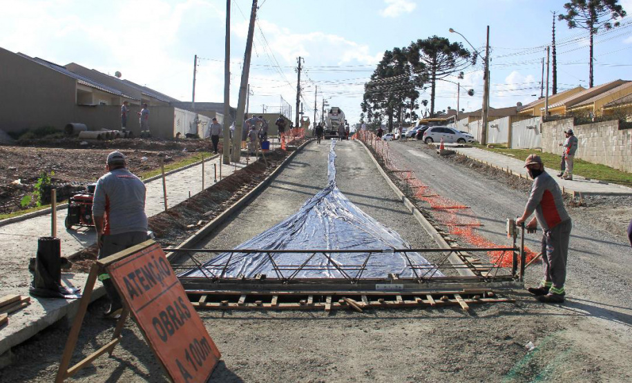 O Paranacidade, serviço social autônomo vinculado à Secretaria do Desenvolvimento Urbano e de Obras Públicas, comemora nesta sexta-feira (30) 25 anos de existência. Neste período, 17 mil obras, ações e serviços nos municípios paranaenses somaram investimentos de mais de R$ 15,4 bilhões. - Foto: Paranácidade/SEDU