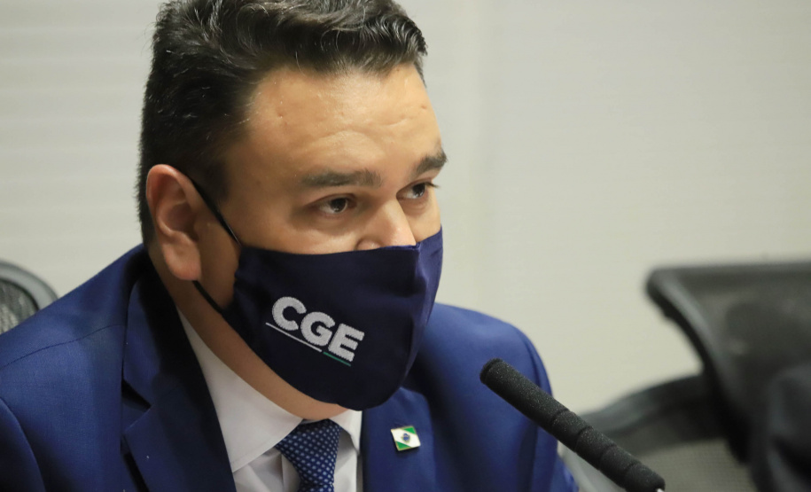 Vice-governador Darci Piana durante reunião com a Controladoria Geral do Estado (CGE), para Intensificar a prevenção à corrupção e manter a integridade de cada órgão do Governo do Estado. Na foto, o controlador-geral do Estado, Raul Siqueira  -  Curitiba, 27/07/2021  -  foto: José Fernando Ogura/AEN