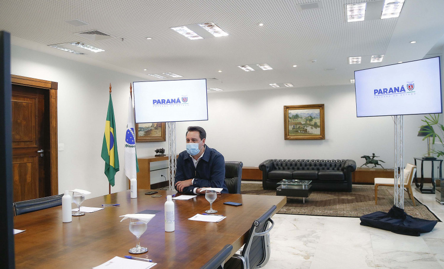 O governador Carlos Massa Ratinho Junior reforçou nesta terça-feira (27) o compromisso do Estado em atender a população paranaense, especialmente a parcela mais vulnerável, durante a massa de ar polar prevista para atingir a Região Sul nos próximos dias. Foto: Jonathan Campos/AEN