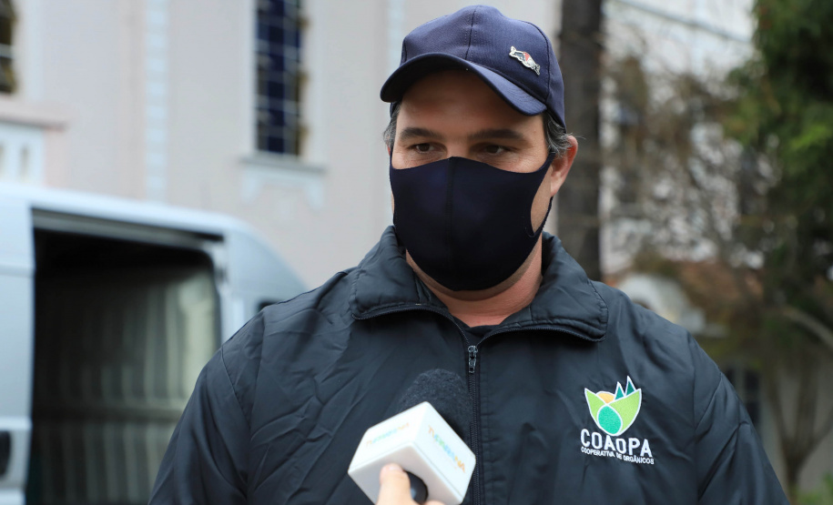 O Governo do Estado realizou na manhã desta quarta-feira (28) a primeira entrega de alimentos do Programa Compra Direta Paraná em Curitiba em 2021