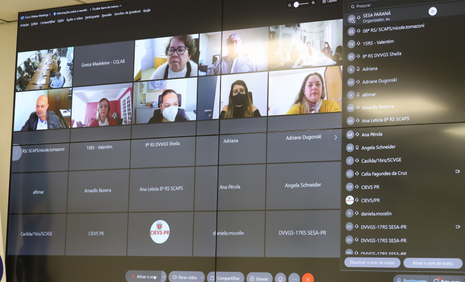 O secretario do Estado da Saude, Beto Preto reunido com as regionais de Saude junto com o Ministério da Saude sobre a analise e resultados da investigação da variante Delta.Foto: Geraldo Bubniak/AEN