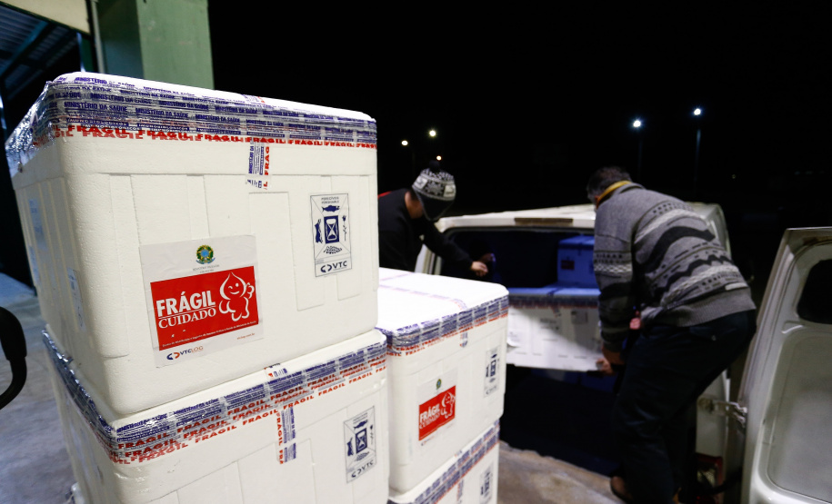 Estado começa a distribuir 85 mil vacinas contra a Covid-19 para primeira dose
  Foto: Jonathan Campos/AEN