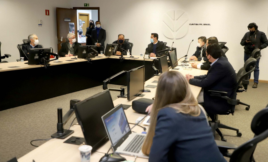 Em comemoração ao Dia do Agricultor, o governador Carlos Massa Ratinho Junior participou nesta quarta-feira (28), na fábrica da New Holland, em Curitiba, do lançamento do Colheitômetro. Foto: Ari Dias/AEN