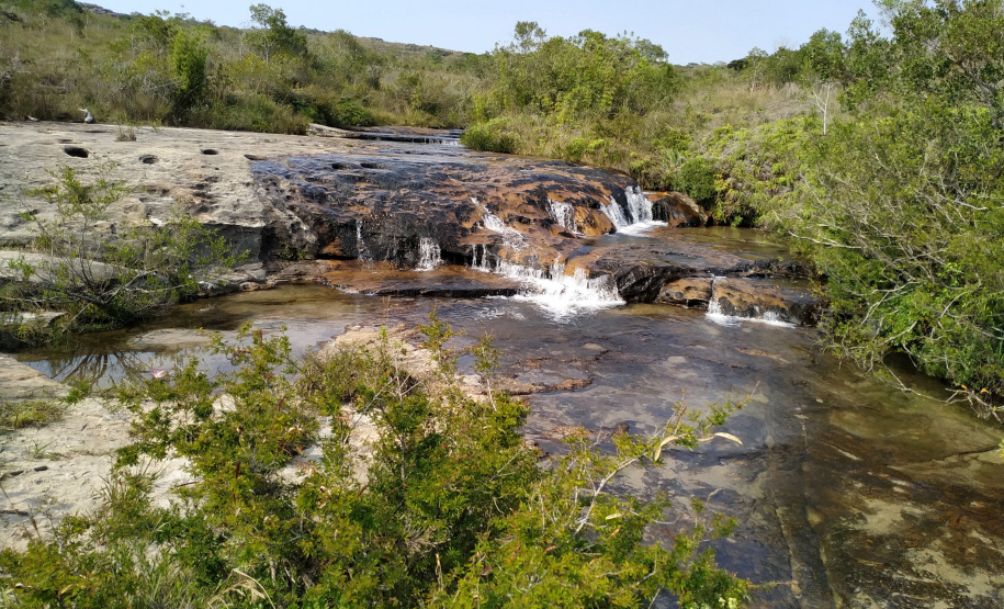 A inclusão de projetos de concessão de uso de Unidades de Conservação (UC?s) no Programa de Parcerias do Paraná (PPP) foi o tema debatido nesta quarta-feira (28), durante a 7ª Reunião do Conselho do Programa de Parcerias do Paraná. Os estudos de concessão são gerenciados pela Superintendência Geral de Parcerias (SGPAR), subordinada à Secretaria de Estado do Desenvolvimento Sustentável e do Turismo (Sedest).  -  Curitiba, 29/07/2021  -  Foto: SEDEST