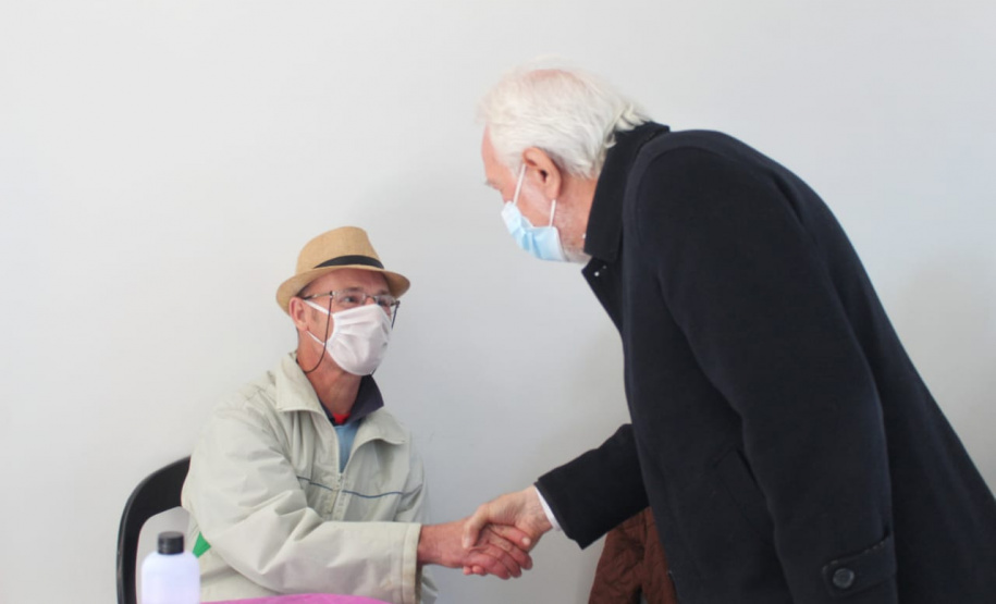 O vice-governador Darci Piana inaugurou nesta quinta-feira (29), em Corbélia, no Oeste do Paraná, uma Unidade Básica de Saúde (UBS) no bairro Santa Catarina e de uma quadra de esportes no Jardim Juliana.Foto: Gisele Barão