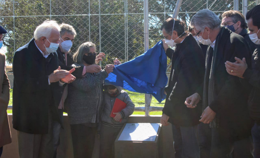 O vice-governador Darci Piana inaugurou nesta quinta-feira (29), em Corbélia, no Oeste do Paraná, uma Unidade Básica de Saúde (UBS) no bairro Santa Catarina e de uma quadra de esportes no Jardim Juliana.Foto: Gisele Barão