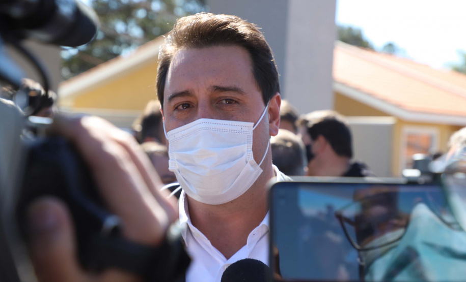 O governador Carlos Massa Ratinho Junior entregou nesta sexta-feira (30) 454 habitações do programa federal Casa Verde e Amarela em Ponta Grossa, nos Campos Gerais. O Residencial Porto Belvedere beneficia 1,8 mil pessoas na região.
Foto:Ari Dias/AEN