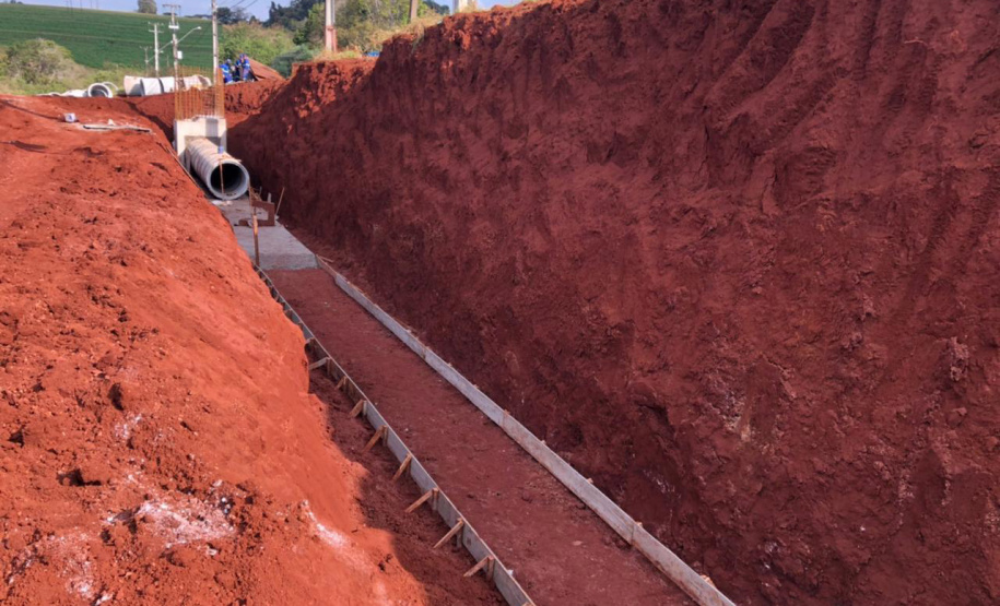 PONTA GROSSA - Trincheira Bratislava  -  Foto: DER-PR