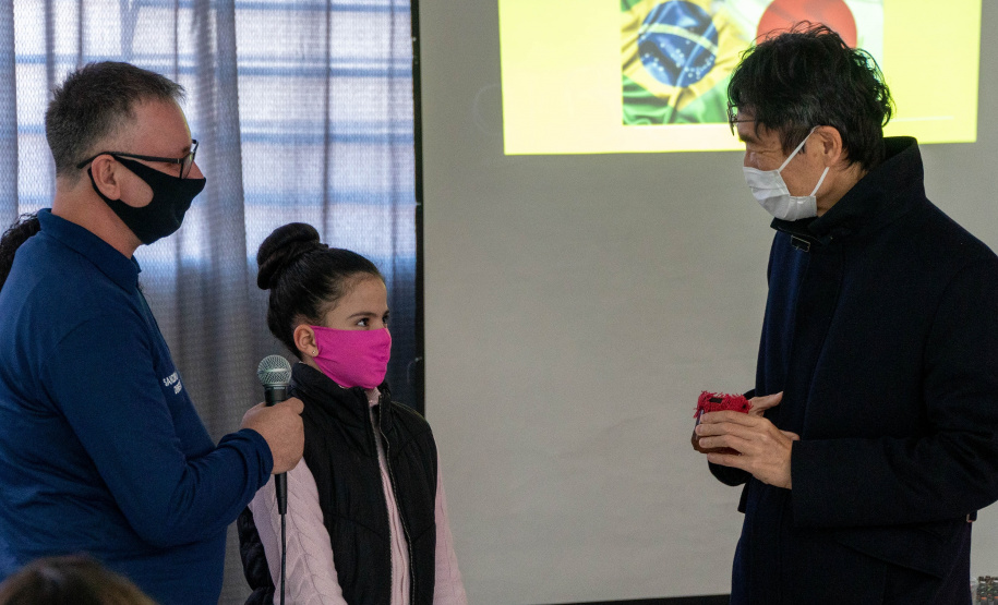 Cônsul do Japão visita escola cívico-militar que celebrou imigração japonesa    Foto Anderson Pedroso/SEED