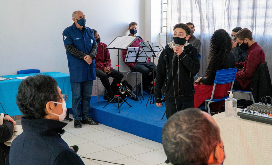 Cônsul do Japão visita escola cívico-militar que celebrou imigração japonesa    Foto Anderson Pedroso/SEED