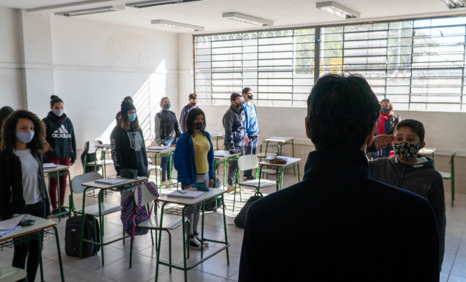 Cônsul do Japão visita escola cívico-militar que celebrou imigração japonesa    Foto Anderson Pedroso/SEED