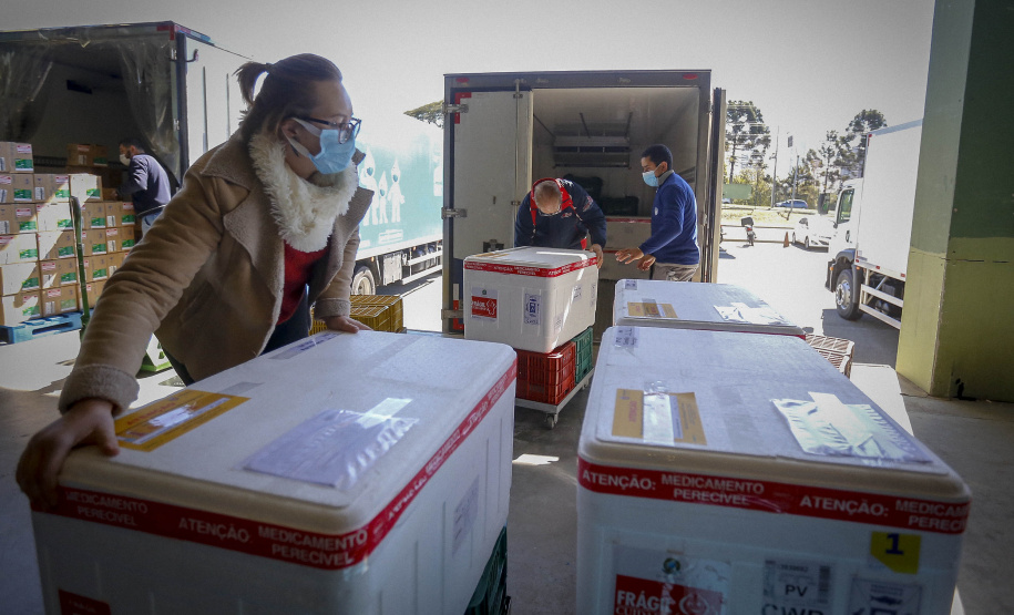 Distribuição de vacinas para Regionais.
Foto Gilson Abreu/AEN
