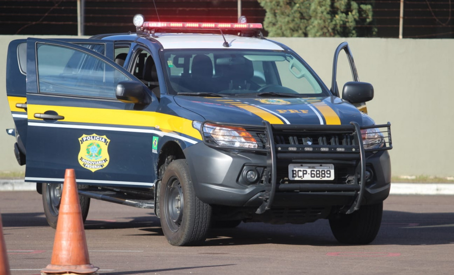 O Batalhão de Polícia de Trânsito (BPTran), juntamente com outros órgãos ligados ao trânsito urbano, promoveu uma manhã de instrução gratuita para motoboys e motofretistas no sábado (31/07). O projeto Trampo Seguro foi desenvolvido para que os usuários de motos conheçam melhor o veículo, as habilidades de condução para evitar acidentes e a legislação de trânsito. Foto: BPTRAN