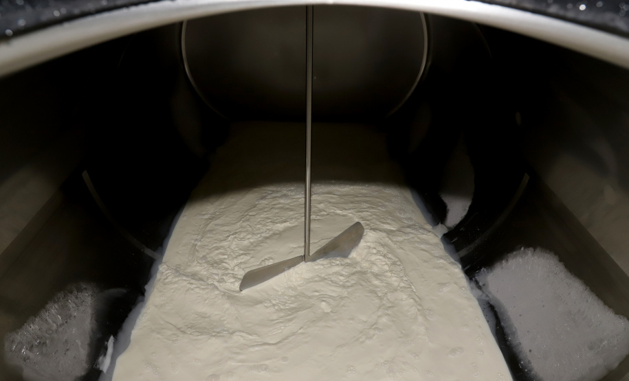 Produção de leite na propriedade dos Rabbers em Castro, nos Campos Gerais. Foto: Ari Dias.AEN