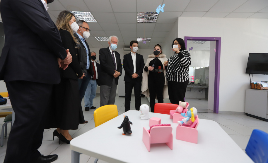 Visita ministra O vice governador Darci Piana acompanha nesta segunda-feira (02) a ministro da Mulher, da Família e dos Direitos Humanos, Damares Alves na visita a Casa da Mulher Brasileira. Curitiba, 02/08/2021 - Foto: Geraldo Bubniak/AEN