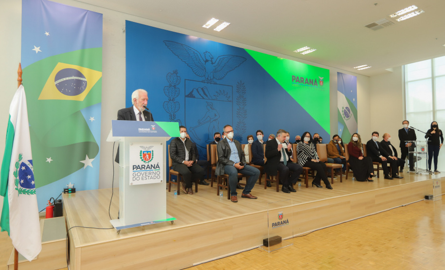 Visita ministra O vice governador Darci Piana recebe nesta segunda-feira (02) a ministra da Mulher, da Família e dos Direitos Humanos, Damares Alves no Palacio Iguacu. Curitiba, 02/08/2021 - Foto: Geraldo Bubniak/AEN