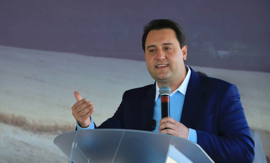 Um dos trechos mais movimentados da BR-277, em Cascavel, na Região Oeste, começou oficialmente a ser requalificado. O governador Carlos Massa Ratinho Junior participou nesta segunda-feira (02) do lançamento da pedra fundamental das obras de duplicação da rodovia.  -  Cascavel, 02/08/2021  -  Foto: José Fernando Ogura/AEN