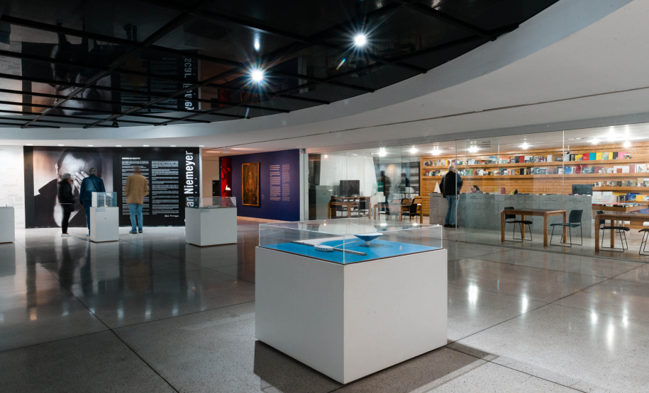 Centro de Documentação e Referência do MON reabre ao público - Curitiba, 02/08/2021 - Foto: Marcello Kawase/MON