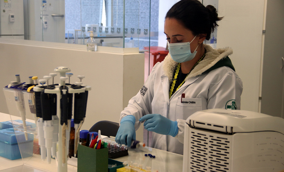 A Rede Integrada de Bancos de Perfis Genéticos (RIBPG) auxiliou em 117 investigações criminais no estado do Paraná, segundo o relatório semestral do Ministério da Justiça e Segurança Pública (MJSP), publicado no mês de junho deste ano.  -  Curitiba, 02/08/2021 -  Foto: SESP