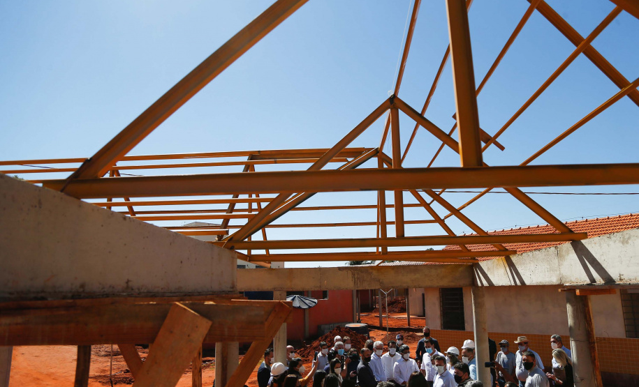 O governador Carlos Massa Ratinho Junior vistoriou nesta terça-feira (3) a obra da nova sede do Centro Estadual de Educação Profissional (CEEP) do Noroeste, também conhecido como Colégio Agrícola do Noroeste, em Diamante do Norte. Foto: Jonathan Campos/AEN